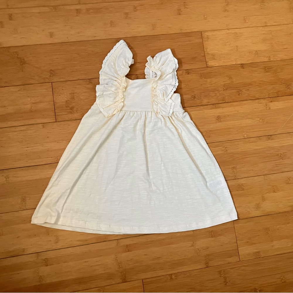 NWT Girls Size 5 BearPaw Cream Ruffle-Shoulder Casual Dress